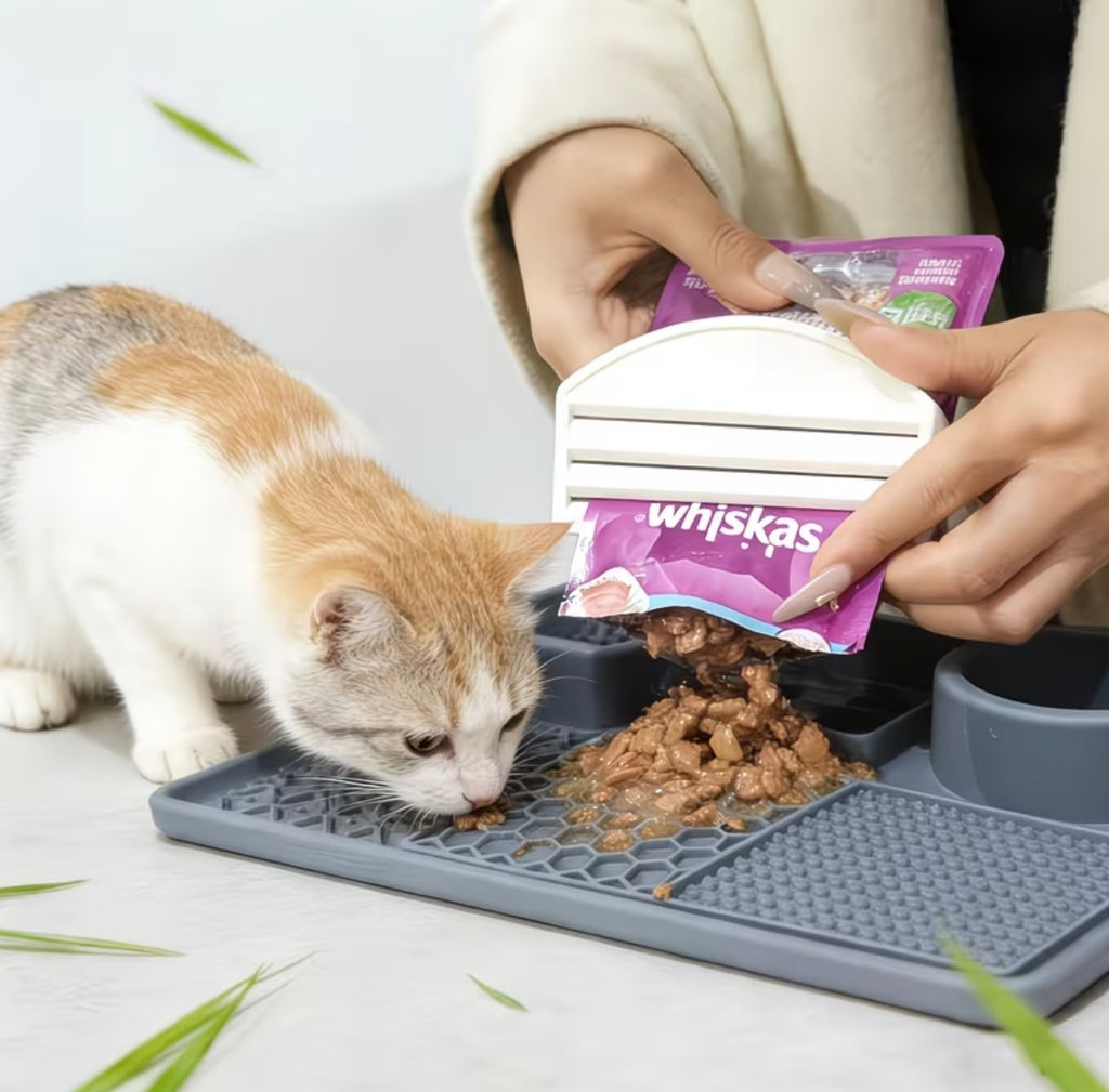 Ausdrückhilfe für Katzenfutter